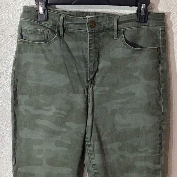 Social Standard by Sanctuary - Sz 8 / 29 - lightly camo skinny high rise Jeans - Picture 4 of 8
